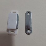 Magnet za komarnik vrata 1000021967